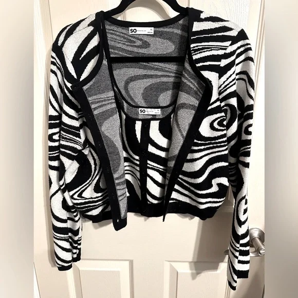SO Women's Abstract Swirl Sweater Tank & Cardigan Set, Black & White, Sz XL - Picture 7 of 16